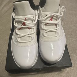 Air Jordan 11 CMFT Low
