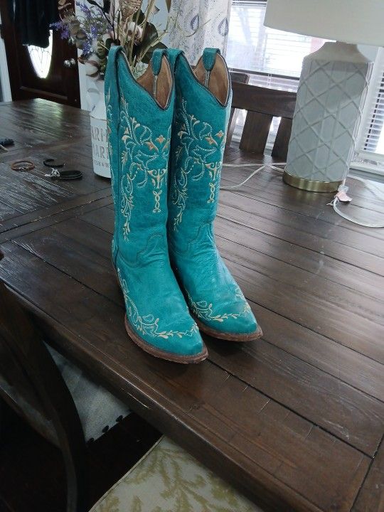 Tourqouis Color Boots Circle G