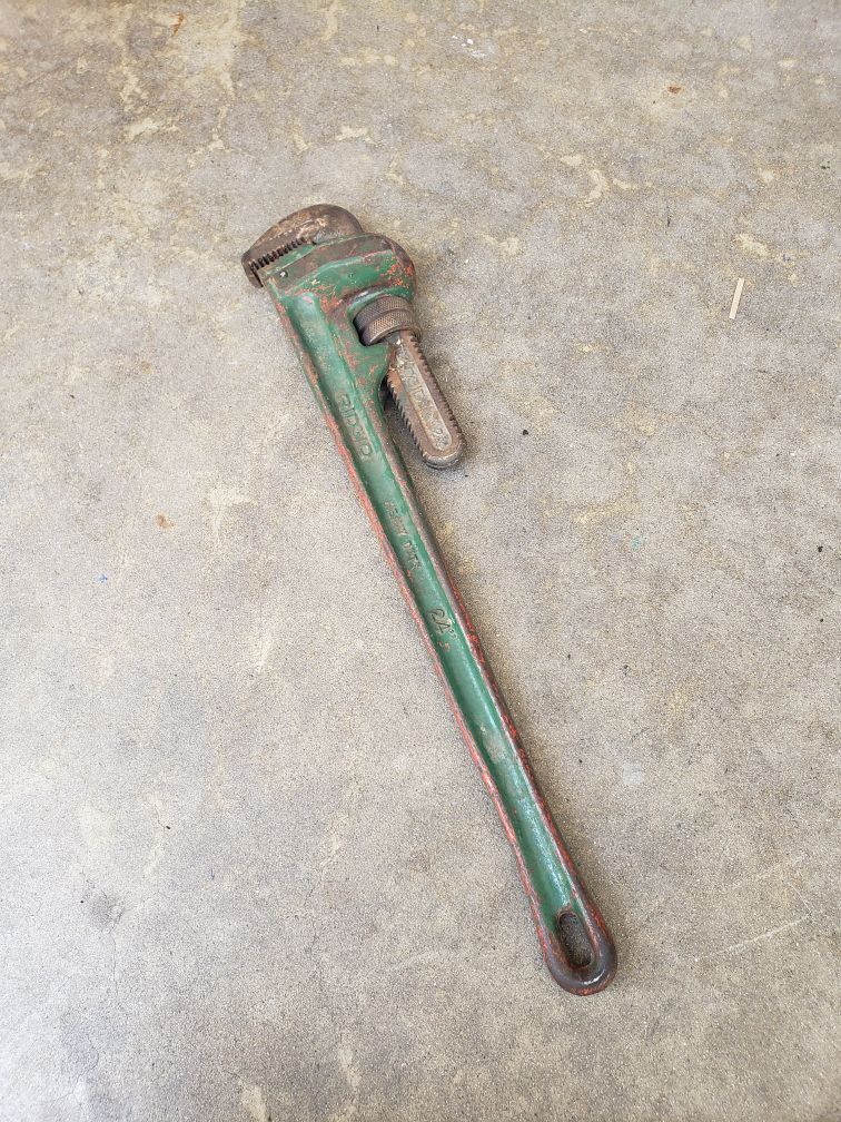 Pipe Wrench
