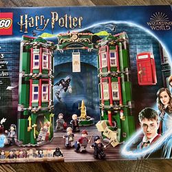 Lego - Harry Potter The Ministry Of Magic 990 pcs