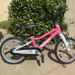 Woom 2 - 14” Kids Bike -Super Lightweight ** Like New ** 