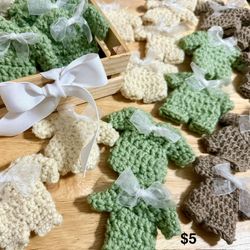 Knited Baby Shower Pins