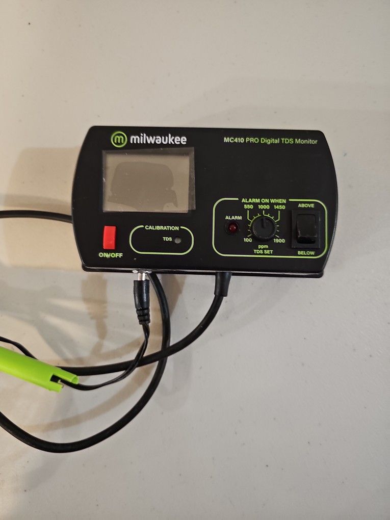 Milwaukee MC410 PRO Total Dissolved solids (TDS) Monitor for USA 110V