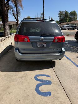 2010 Toyota Sienna