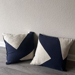 Accent Pillows 