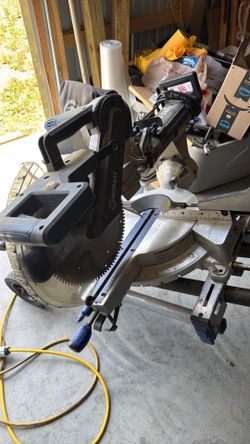 12 inch compound sliding miter saw