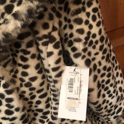 Brand New Coat 🧥 Very Good Condition From Jcpenny 