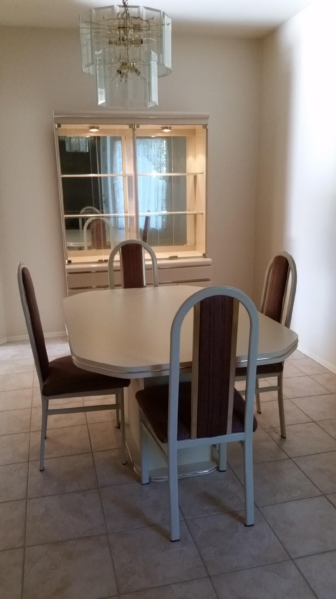 Dining room set