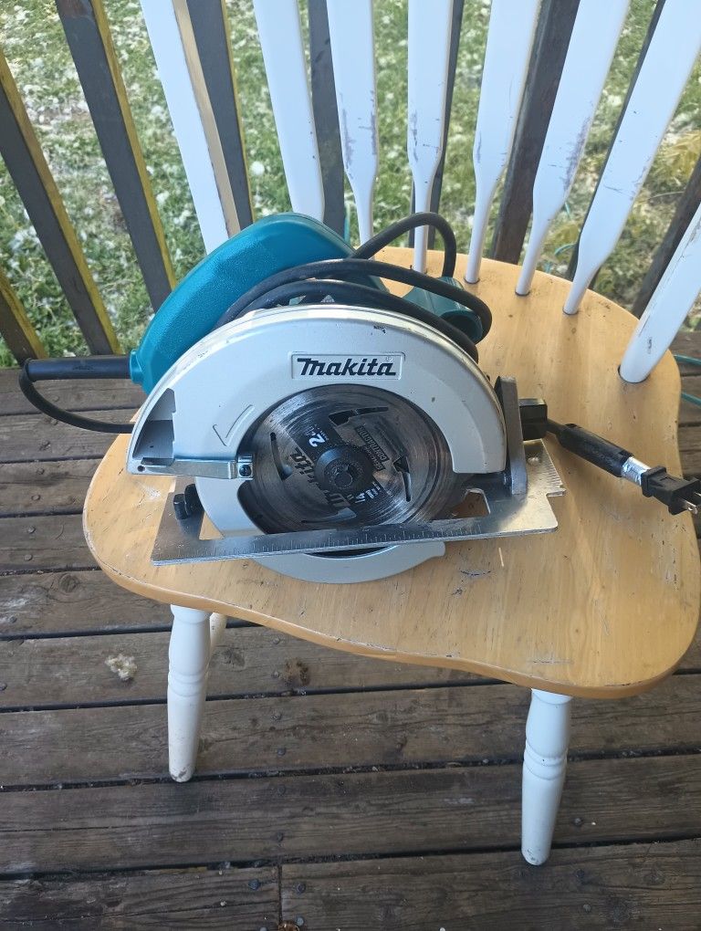 Makita Saw