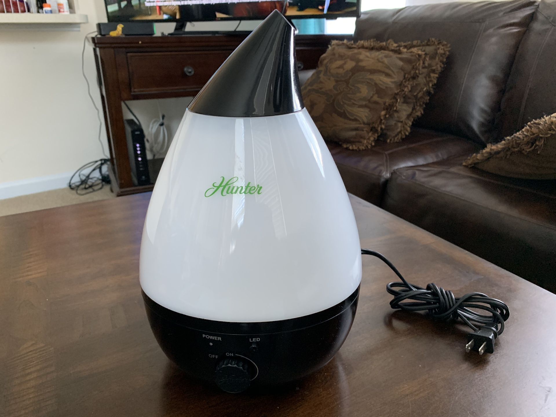 HUNTER COOL MIST COLOR CHANGING HUMIDIFIER