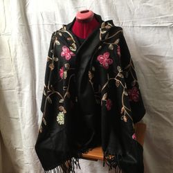 Shawl / Rebozo , Luxurious , Embroidered 