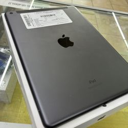 iPad (8th Generation) 10.2” Screen Tablet LTE Cellular Capable 