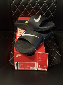 GS Nike Slides