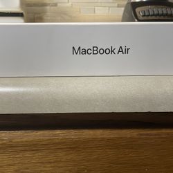 MacBook Air M4