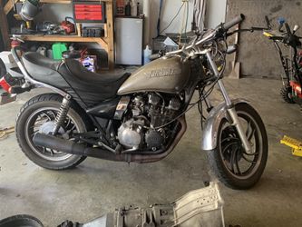 1982 Yamaha xj550