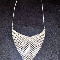 STERLING SILVER NECKLACE