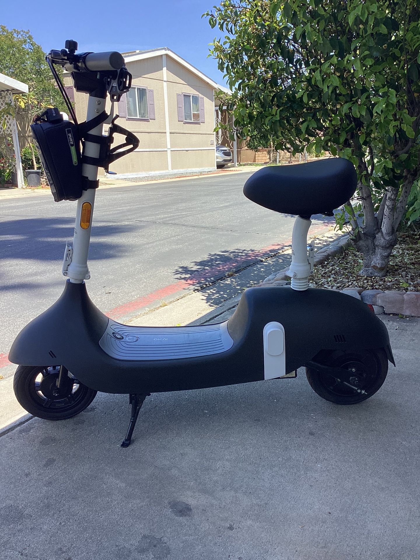 Okai Ceetle Pro Electric Scooter-Moped