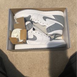 Air Jordan 1 Retro High OG Stealth 