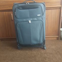 Skyline Large Checked In Travel Luggage Suitcase 29"