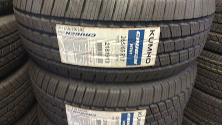 Kumho Cruiser HT51 265/65R17 Tire