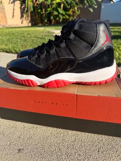 Air Jordan 11 Retro Bred Sneakers