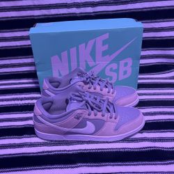 Wolf grey Nike SB Dunk Low