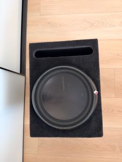 Rockford Fosgate Subwoofer in Ported Box 12”