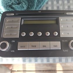 2008 VW Jetta  OEM Radio 