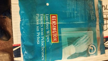 Kensington lint - free wipes