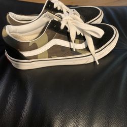 Vans Woodland Camo    School Shoes