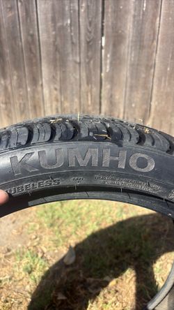 Kumho tire