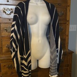 Woman’s Black And White Stripe Open Cardigan SS Size L By Kim Rogers 
