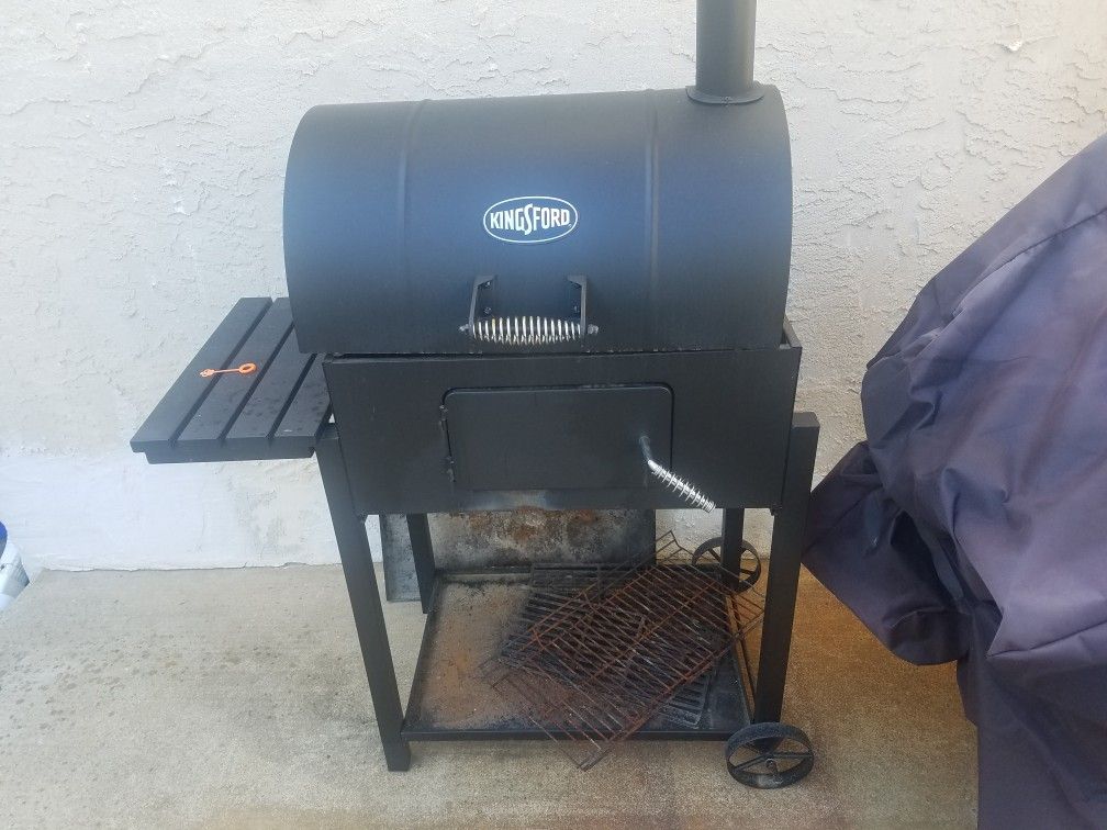 KING FORD CHARCOAL GRILL