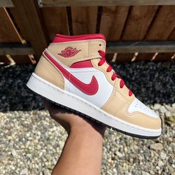 Jordan 1 Mid Curry Cardinal (Size 5.5Y)
