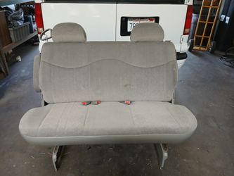 Gray Astro Van Center Seat Like New