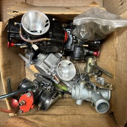 Different Carburetors  For Parts Only Don’t Work