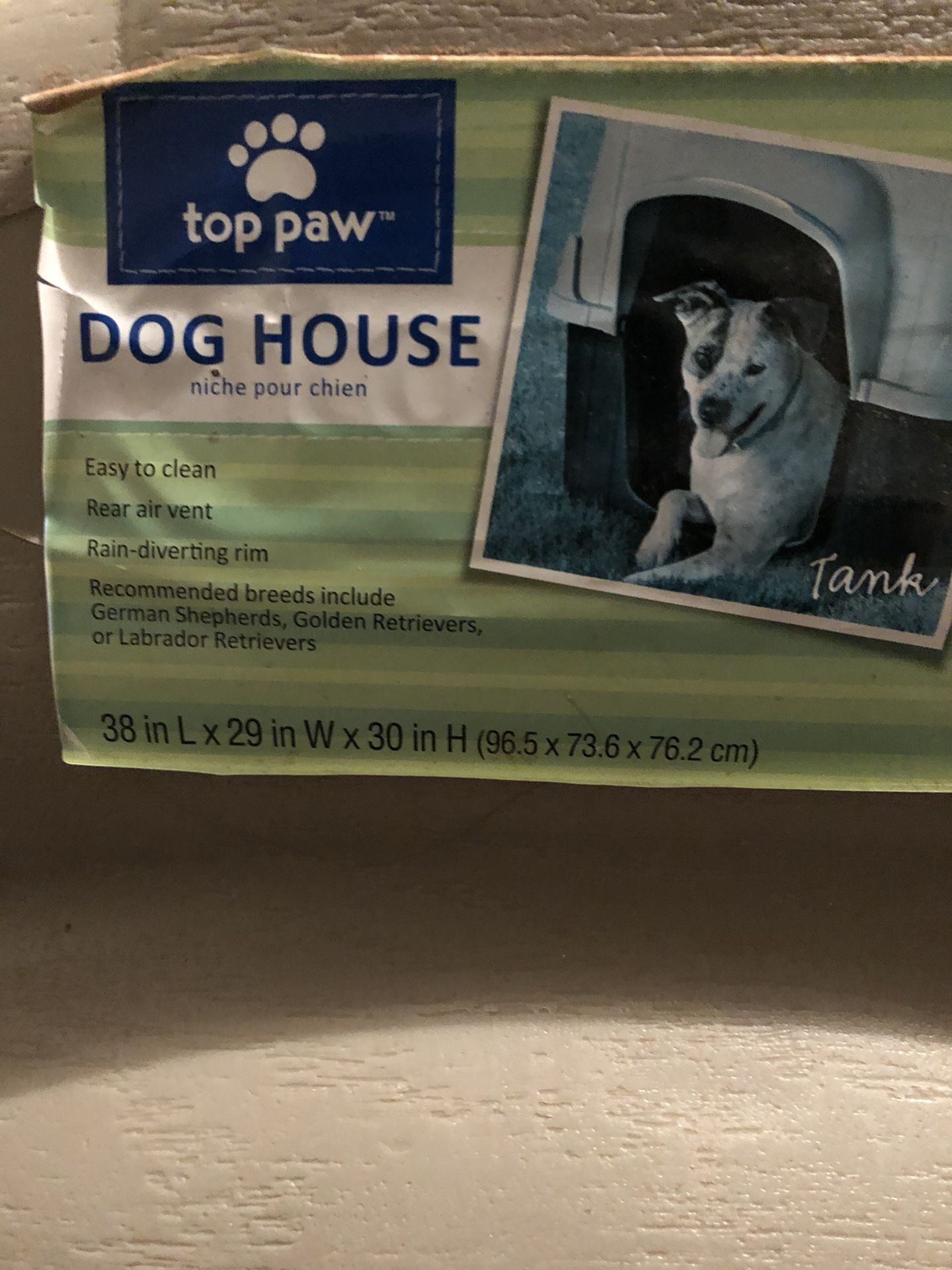 Top paw dog house