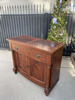 Beautiful Cabinet Buffet 