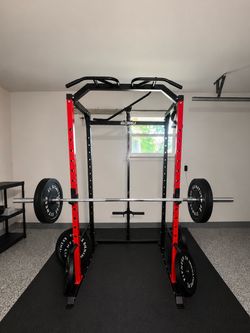 GOIMU 2000 lb Power Cage w/ Lat Pulldown, Low Row & Accessories – Excellent Condition