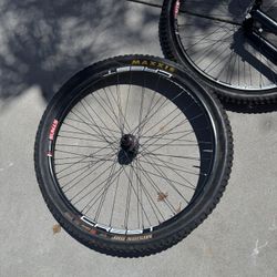 Stan’s Crest Wheels, Fox Fork