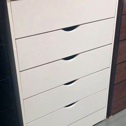 Five Drawers Dresser 