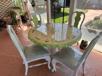 Comedor de 4 sillas