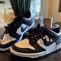 Nike Panda Dunks Size 5.5 