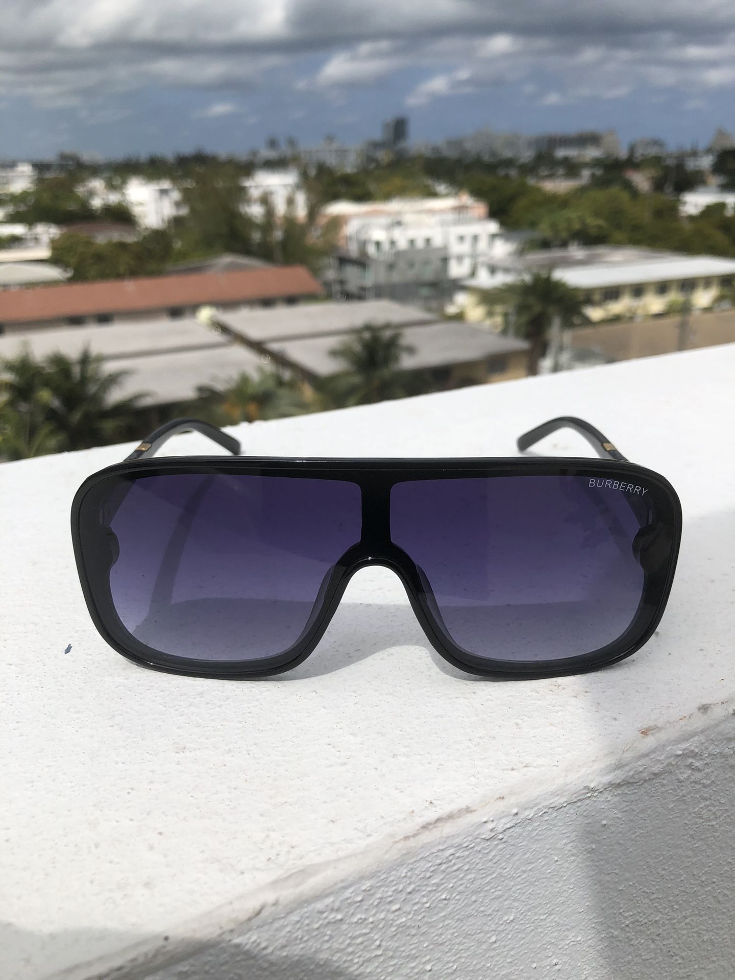 Burberry New Sunglasses