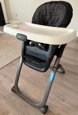 Graco DuoDiner DLX 6-in-1 Highchair - $50 ; original $149