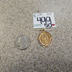 10k Gold Pendant 