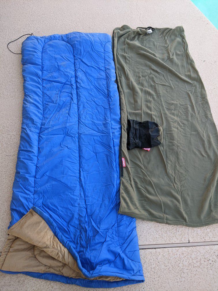 SLEEPING BAG W REMOVABLE ZIP UP LINER 