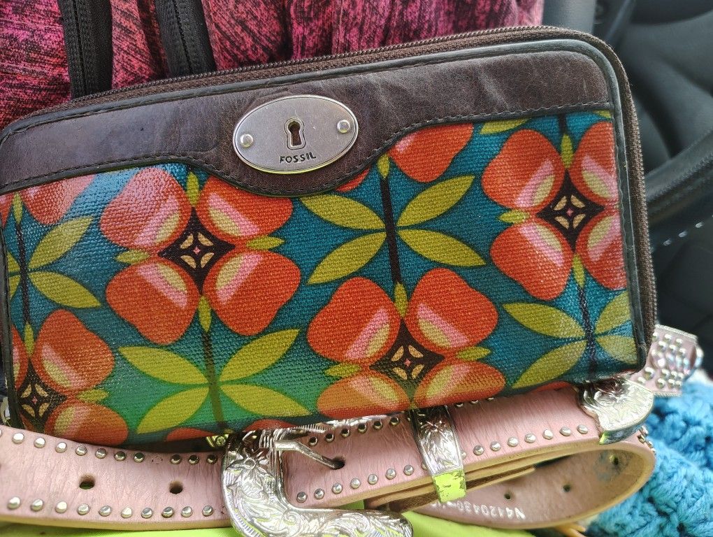 Fossil Wallet