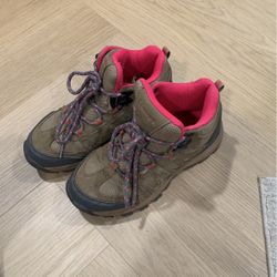 Girls Hiking Boots Size 2 