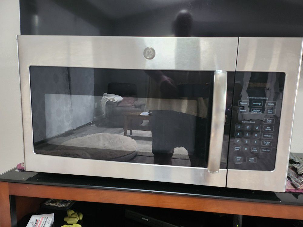 GE® 1.6 CU. FT. OVER-THE-RANGE MICROWAVE OVEN